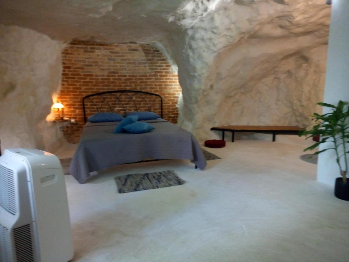 Cave House Apartment Heraklion  Bagian luar foto